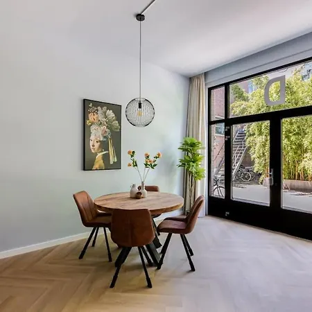 Vakantiehuis Stylish Next To The Amstel River- Unit D Amsterdam